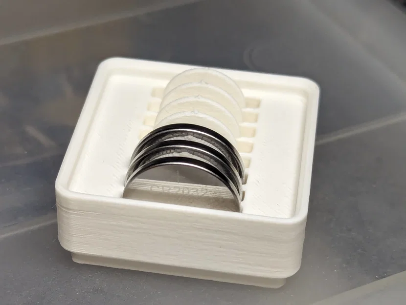 Khay đựng pin CR2032 hệ thống Gridfinity không cần keo dán - Image 3