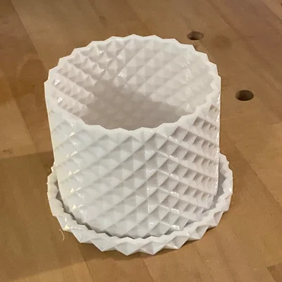 Planter #7 - Chậu Knurled Tessellation