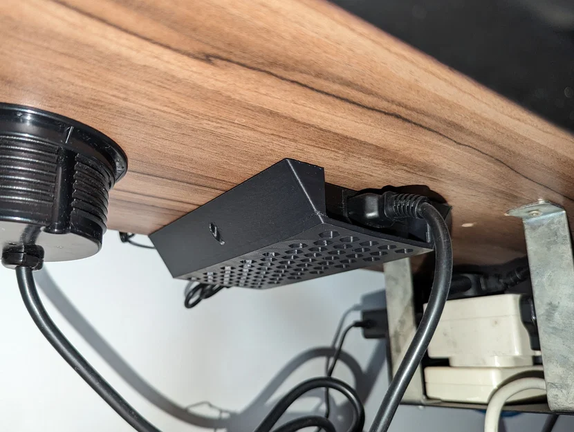Giá đỡ sạc laptop gắn dưới bàn (Laptop Charger Undertable Mount) - Image 1