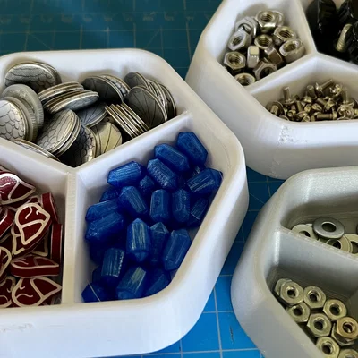 Khay Token Lục Giác Xếp Chồng 3 Ngăn Cho Boardgame (Nhiều Kích Thước)