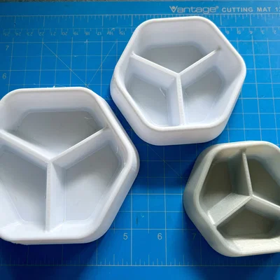 Khay Token Lục Giác Xếp Chồng 3 Ngăn Cho Boardgame (Nhiều Kích Thước)