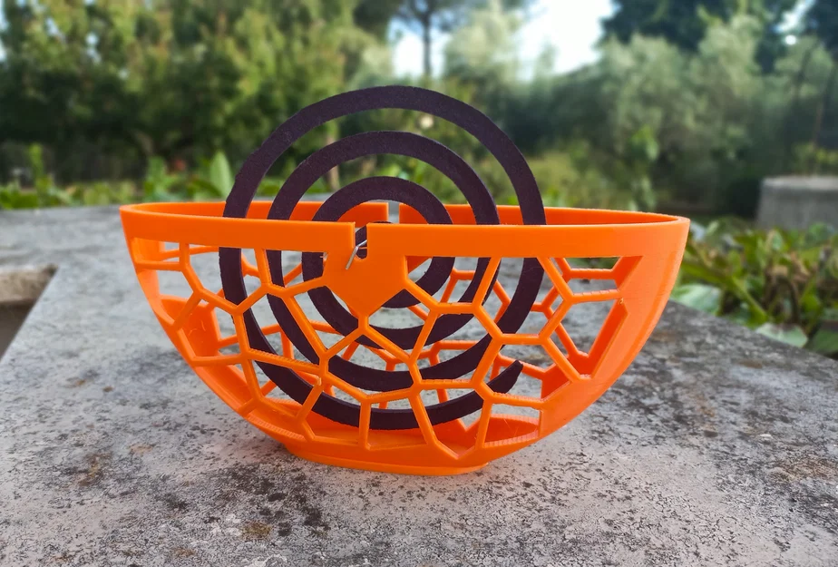 Khay đựng nhang muỗi thiết kế Voronoi thông thoáng - In 3D - Image 3