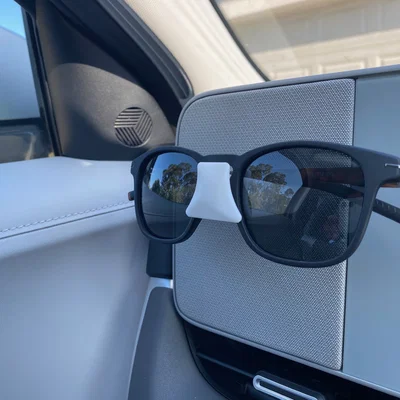 Giá đỡ kính mát nam châm cho Ioniq 5