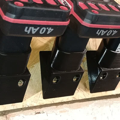 Giá treo dụng cụ Parkside X12V