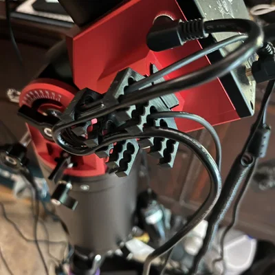 Quản lý dây cho ZWO AM5 Mount