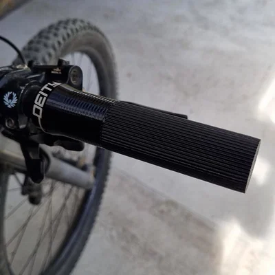 Tay nắm xe MTB custom (Custom MTB Bike Grips)