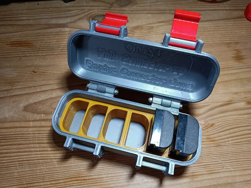 Hộp đựng 6 pin Canon LP-E6 - Image 1