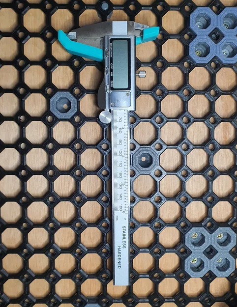 Kệ treo thước cặp cho Multiboard và Honeycomb Storage Wall (HSW) - Image 2