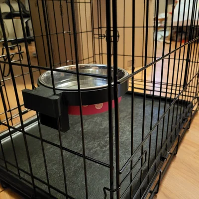 Bracket gắn vào crate giữ tô nước/đồ ăn (Crate-mounted Water/Food Bowl)
