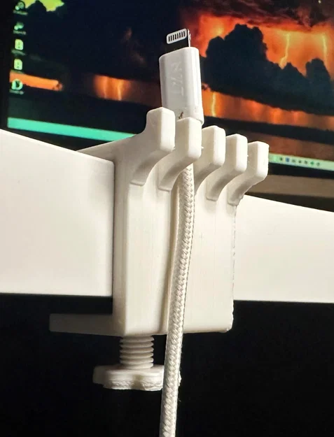 Kẹp giữ dây cáp USB cố định vào bàn (Screw Clamp) tiện lợi - Image 1