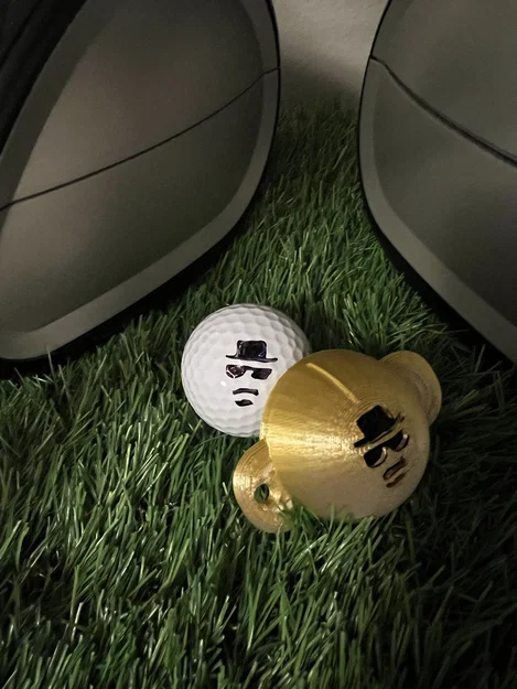 Khuôn đánh dấu bóng golf Heisenberg in 3D độc đáo - Image 1