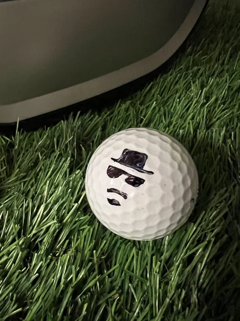 Khuôn đánh dấu bóng golf Heisenberg in 3D độc đáo - Image 2