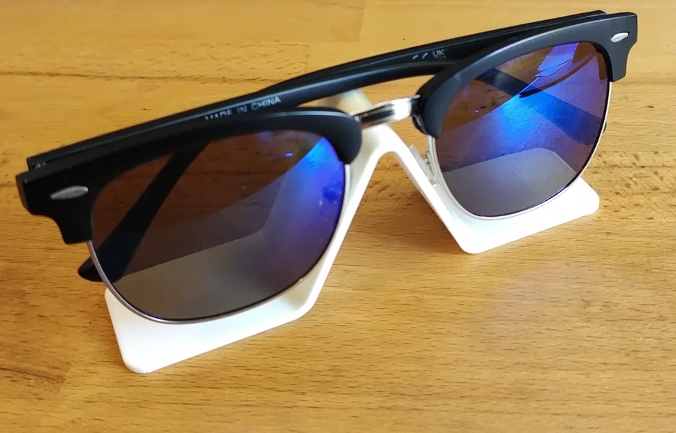Giá đỡ mắt kính để bàn tối giản (Glasses Stand) in 3D - Image 1