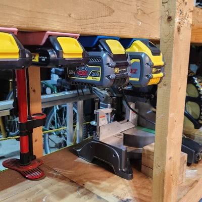 Dewalt Battery Holder Redux (Bản Remix Giá Đỡ Pin Dewalt)