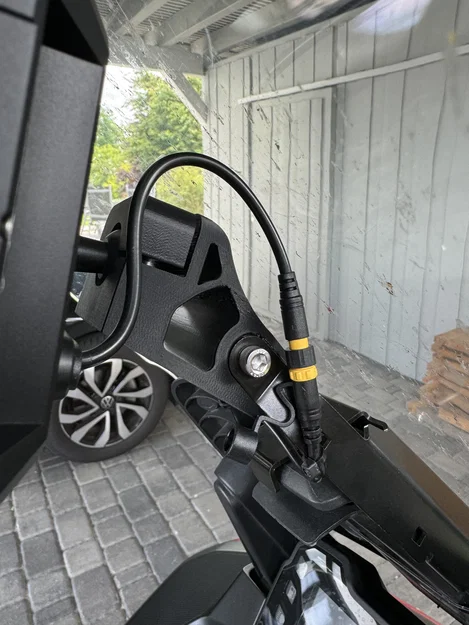 Adapter Navi Carpuride W702 cho Ducati Multistrada (RAM-Mount) - Image 5