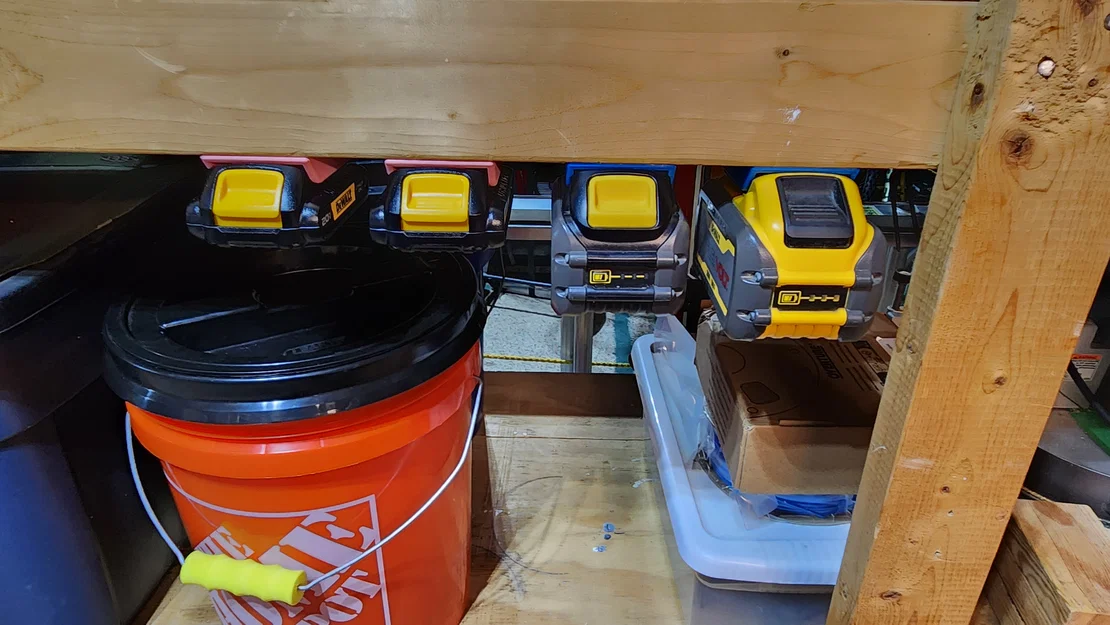 Dewalt Battery Holder Redux (Bản Remix Giá Đỡ Pin Dewalt) - Image 2