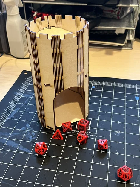 Dice Tower Flat-Pack Living Hinge cắt laser (lắp ráp nhanh) - Image 1