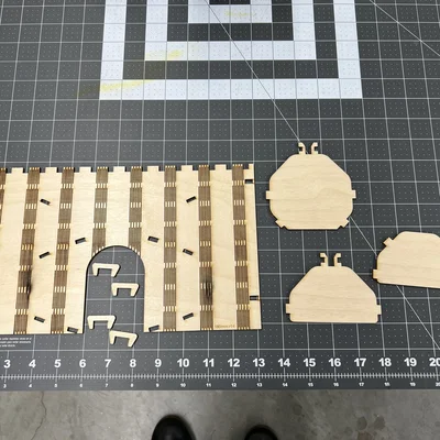 Dice Tower Flat-Pack Living Hinge cắt laser (lắp ráp nhanh)