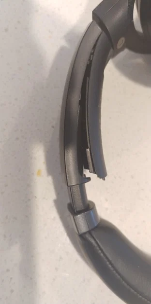 Sửa tai nghe Sony WHXB900N (kẹp gia cố) - Image 2