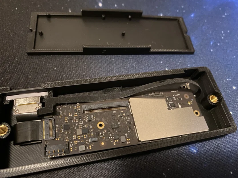 Case Touch ID có dây (Wired Touch ID case) - Image 3