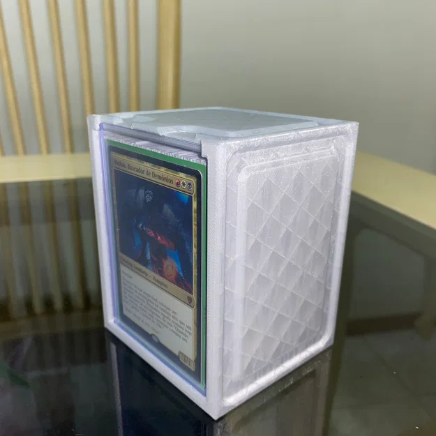 Hộp bài Commander showcase deckbox - Mk.I - Image 1