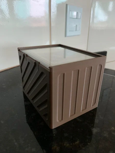 Hộp bài Commander showcase deckbox - MK. II - Image 2