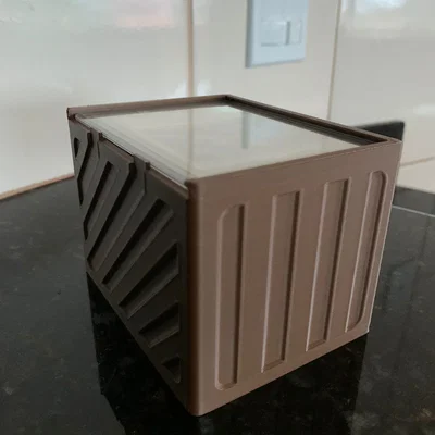 Hộp bài Commander showcase deckbox - MK. II