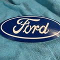 Bề mặt bo cong logo Ford (Ford Badge Contoured Surfaces) - Thumbnail 1