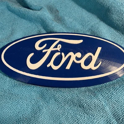 Bề mặt bo cong logo Ford (Ford Badge Contoured Surfaces)