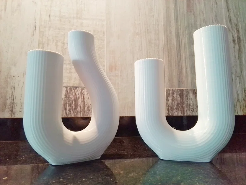 Modern Wavy Vase – Bộ bình trang trí gợn sóng phong cách tối giản - Image 1