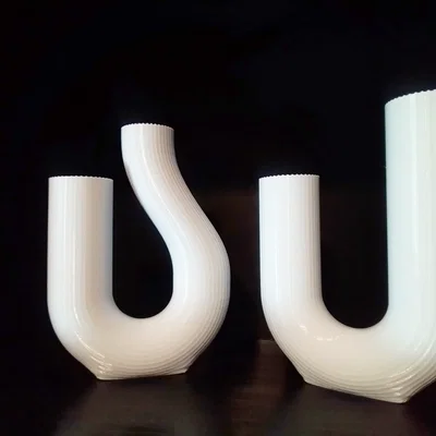 Modern Wavy Vase – Bộ bình trang trí gợn sóng phong cách tối giản