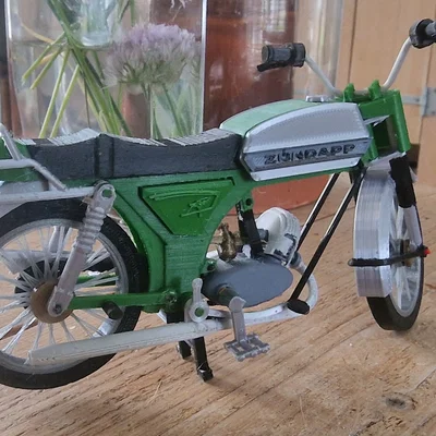 Mô hình xe cổ Zundapp CS50 đời 1977 tỷ lệ 1:10 - File in 3D