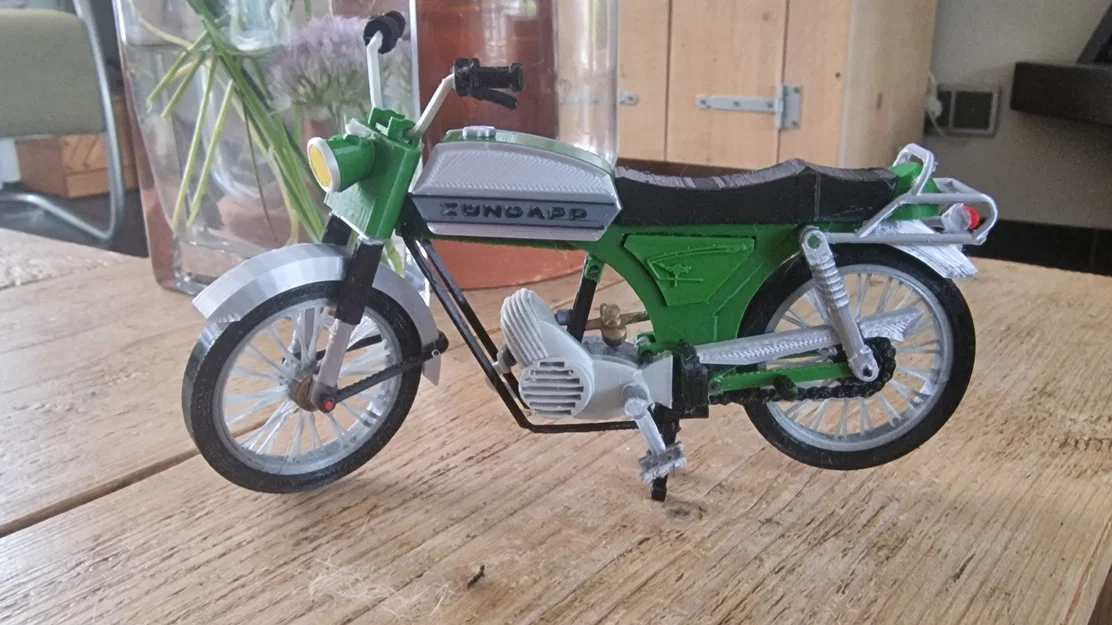 Mô hình xe cổ Zundapp CS50 đời 1977 tỷ lệ 1:10 - File in 3D - Image 4
