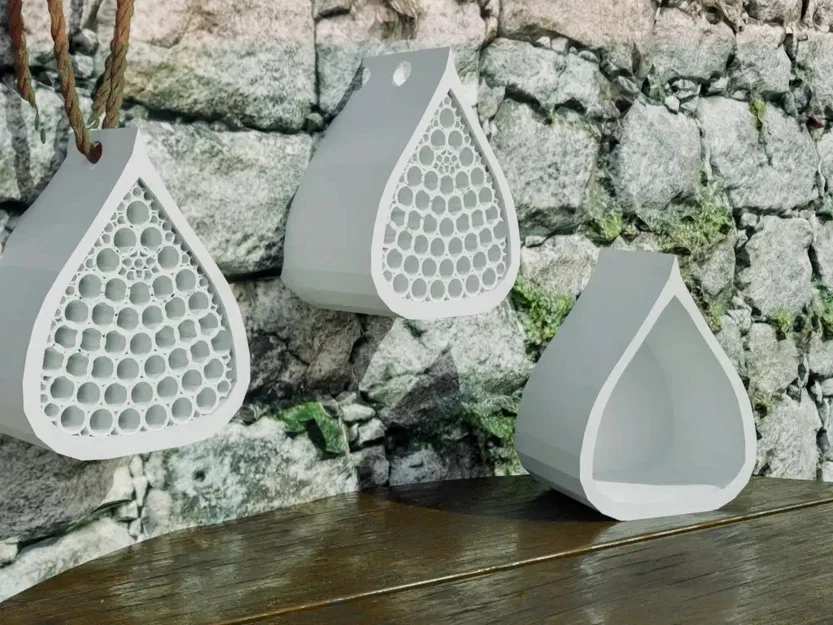 Khách sạn côn trùng hình giọt nước (Waterdrop insect hotel) - Image 1