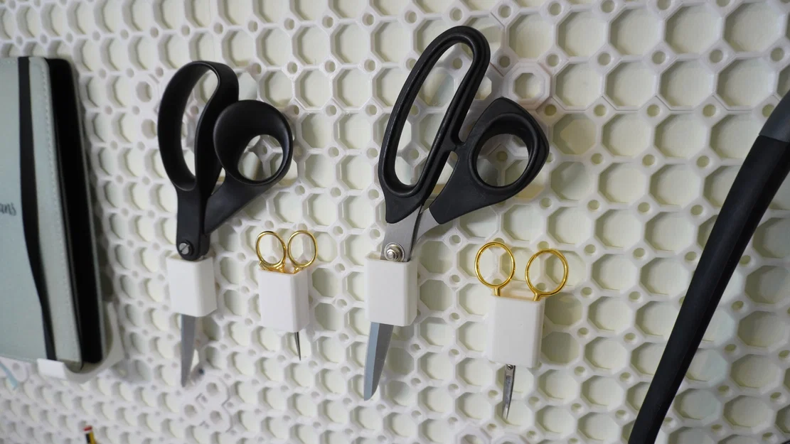 Giá đỡ kéo gắn Multiboard (Scissors Holder for Multiboard) - Image 1