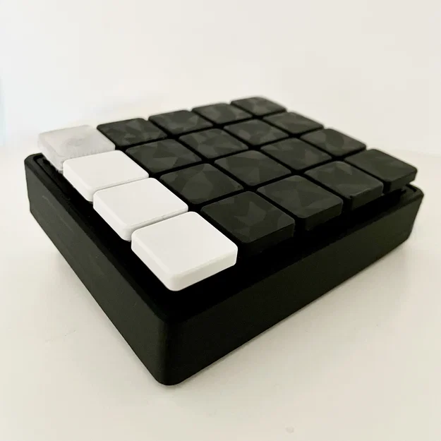 Parametric Macropad (Macro-pad tham số tuỳ biến trong Fusion 360) - Image 1