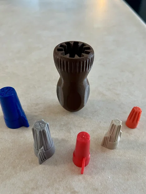 Dụng cụ hỗ trợ vặn đai ốc nối dây điện (Wire Nut Twister) tiện ích - Image 1