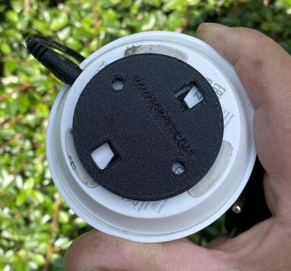 Giá treo trần 3D cho camera Tapo C200 - Thiết kế tiện lợi, chắc chắn - Image 1