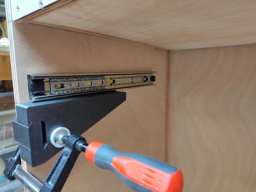 Jig lắp đặt ray trượt ngăn kéo (Drawer slide install jig) - Image 3