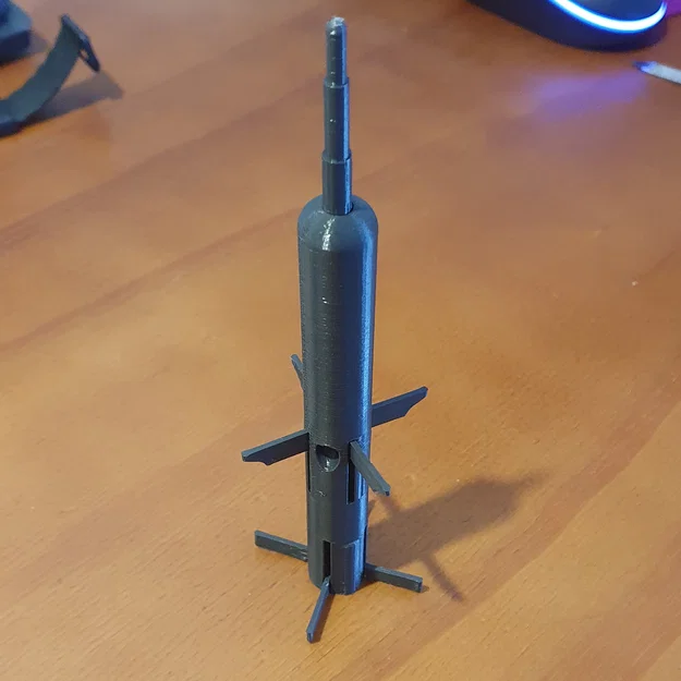 Tên lửa dẫn đường TOW-2A (mô hình 1:10) - Image 1