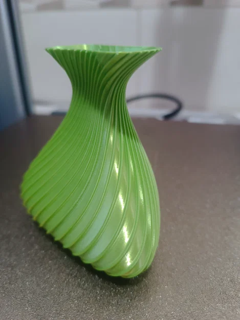 Mẫu Bình Hoa Xoắn Ốc 3D Tinh Tế Cho Trang Trí Nội Thất - Image 1