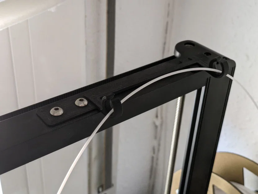 Ender 3 V3 SE Lateral Filament Guide (Dẫn hướng filament gắn hông) - Image 1