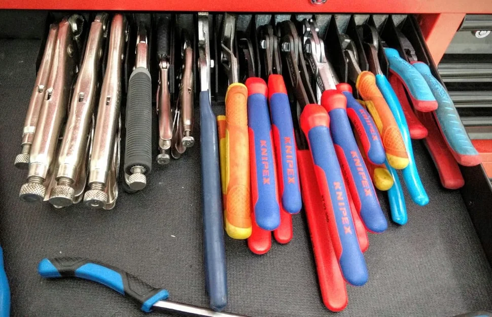 Khay Sắp Xếp Kềm / Mỏ Lết (Plier / Wrench Organizer) - Image 1