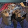 Lens hood gọn cho Canon RF 50mm F1.8 (Compact Lens Hood) - Thumbnail 1