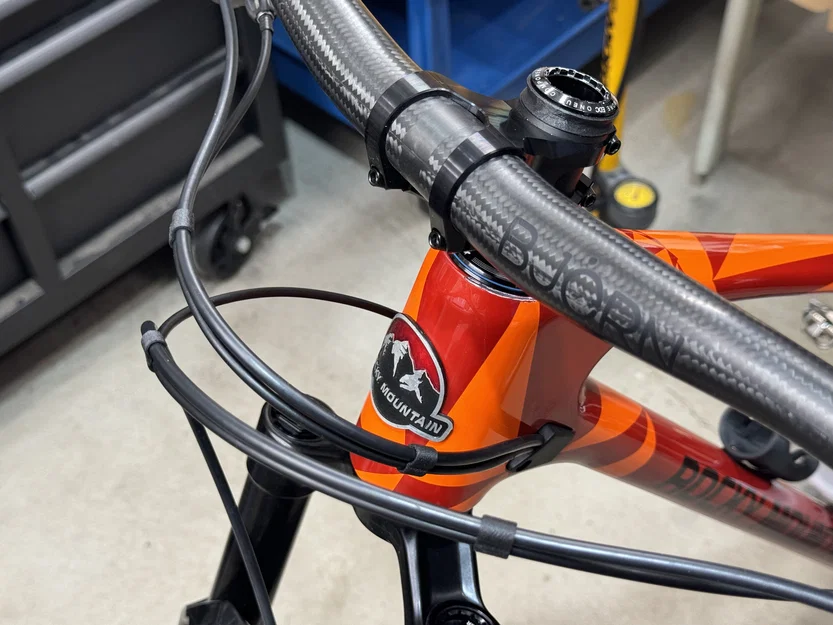 Kẹp giữ cable housing xe đạp tối giản (Parametric) - Image 1