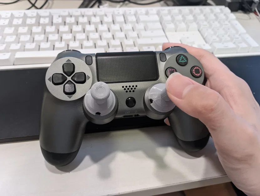 Đầu nối dài thumbstick cho tay cầm PS4 - Image 3