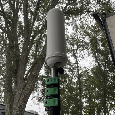 Vòm che/Radome ngoài trời gắn sào sơn cho RTL-SDR