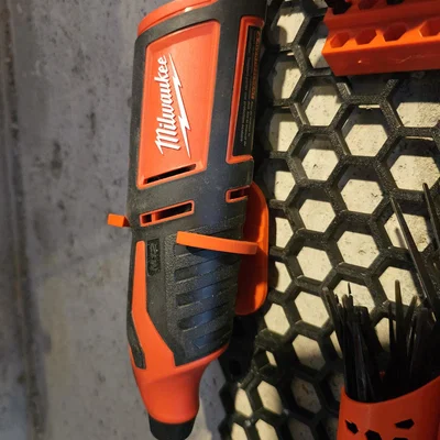 Giá treo máy mài khuôn Milwaukee M12 cho hệ thống HSW