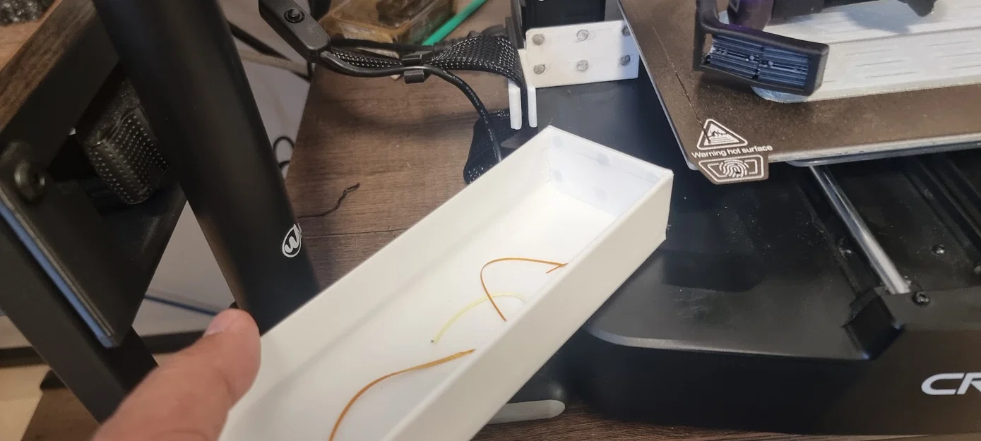 Ender 3 v3 SE Khay/Bucket Bên Trái… nhưng dành cho người OCD - Image 1