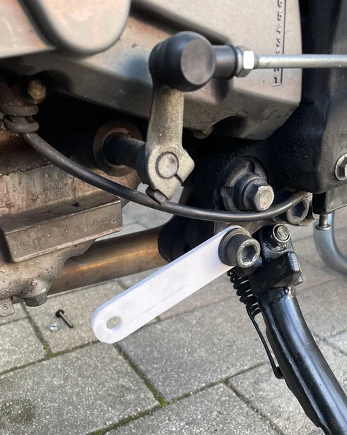 Bát/giá đỡ ốp dưới (Lower Fairing brackets) cho Suzuki SV650s - Image 2